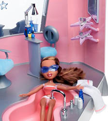 Bratz Stylin Salon Spa